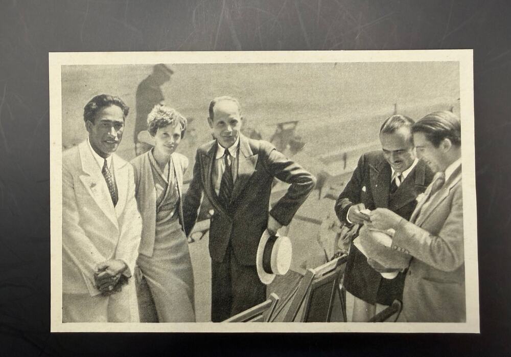 RARE 1936 Olympia Douglas Fairbanks, Amelia Earhart Card Aviation 1932 Olympia